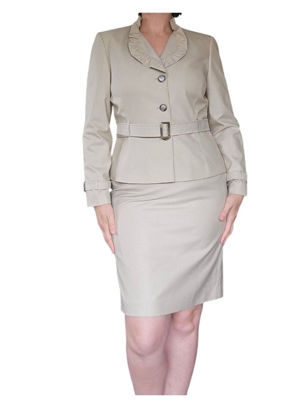 Tahari Beige Skirt Suit Set Women's Size 12 Office Siren Professional Classic